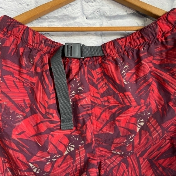 Columbia Omni-Shade Sun Protection Red Palm Leaves Swim Trunks Men's Large L EUC - Picture 3 of 8